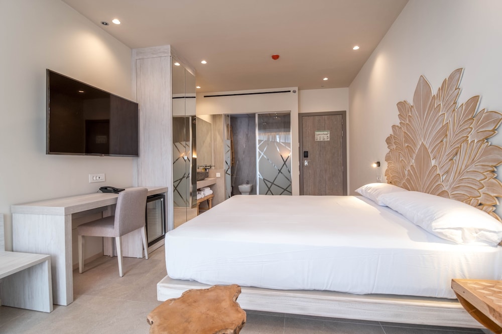 Superior Double Room - Photo 2