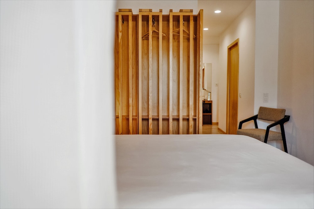 Standard Room, 2 Bedrooms photo 2
