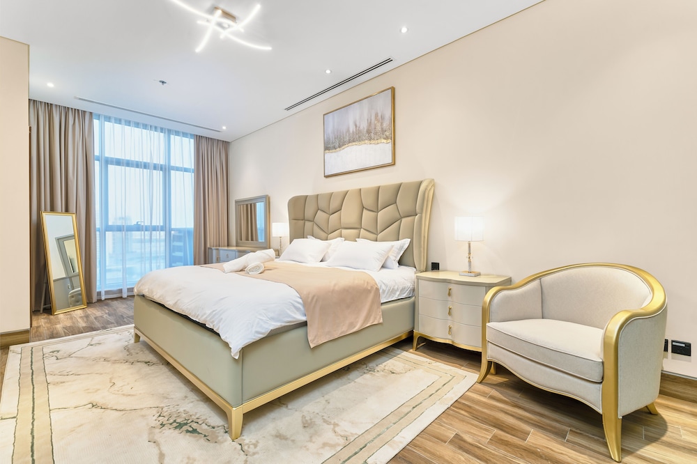 Premium Apartment, 2 Bedrooms, Kitchen, Canal View photo 2