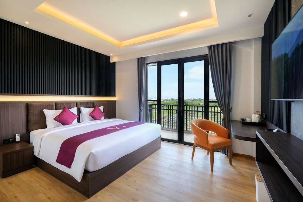Premium Studio Suite - Photo 1