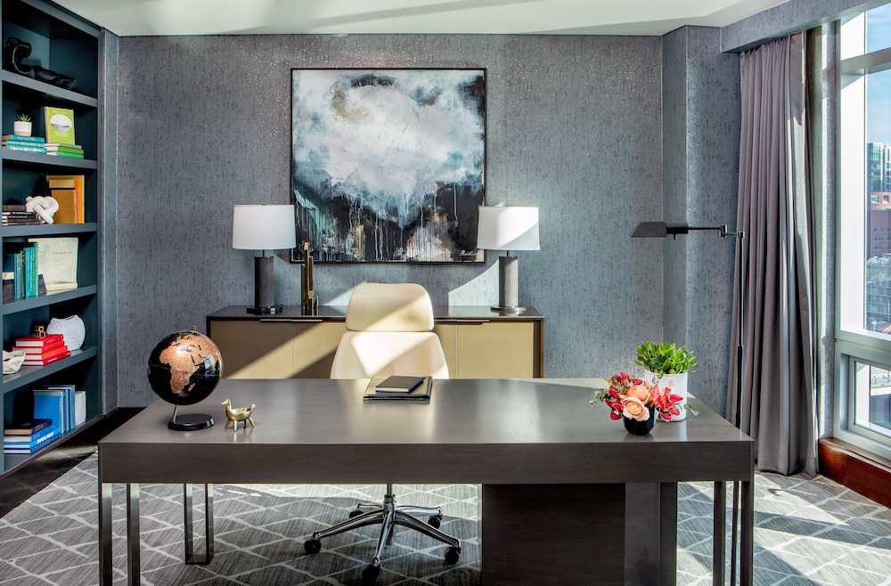 Presidential Suite, Multiple Beds