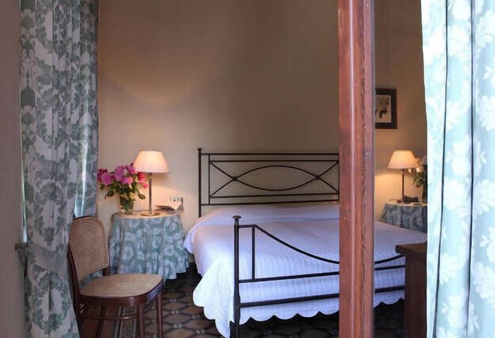 Luxury Villa, 2 Bedrooms photo 3