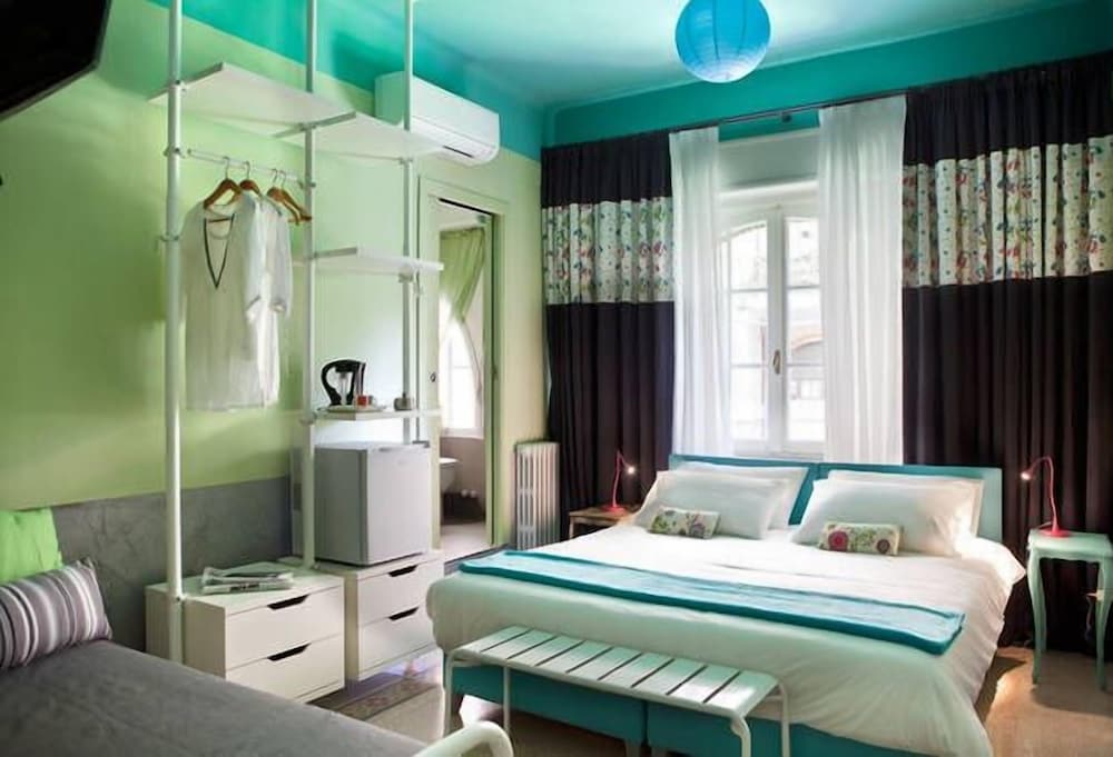 Basic Triple Room photo 2