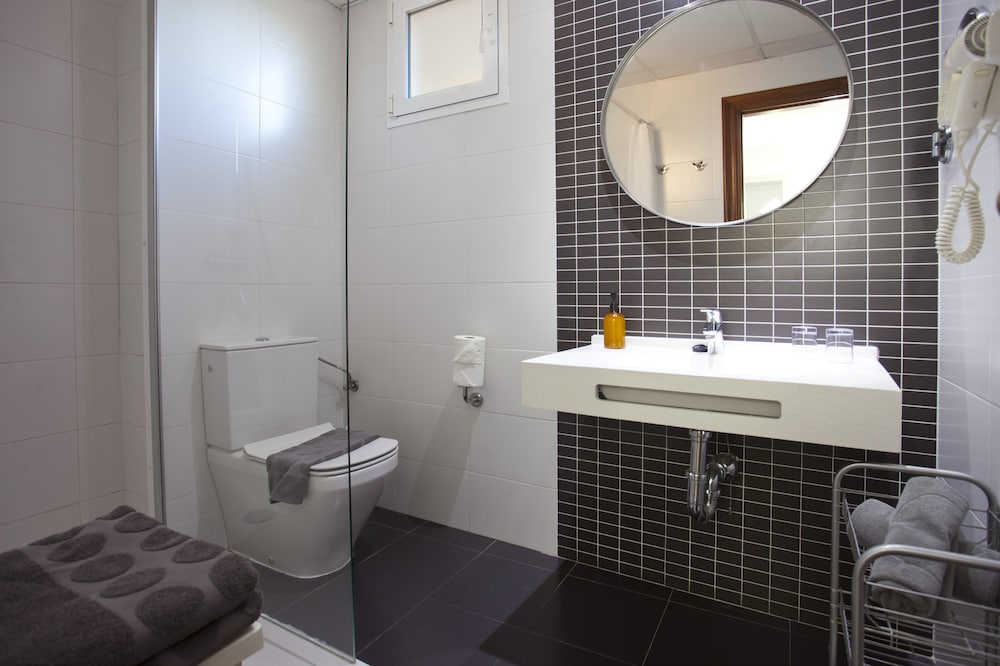 Classic Double Room, Balcony, City View