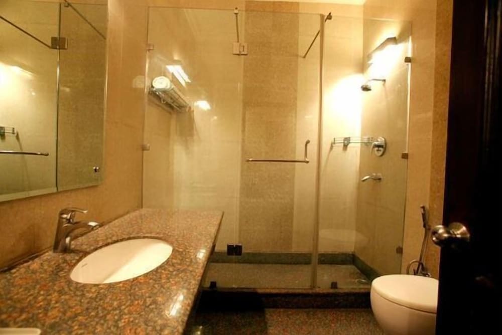 Maharani Super Deluxe Room photo 2