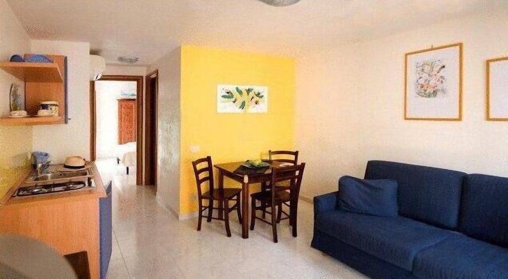 Apartment (3 Adults) photo 1