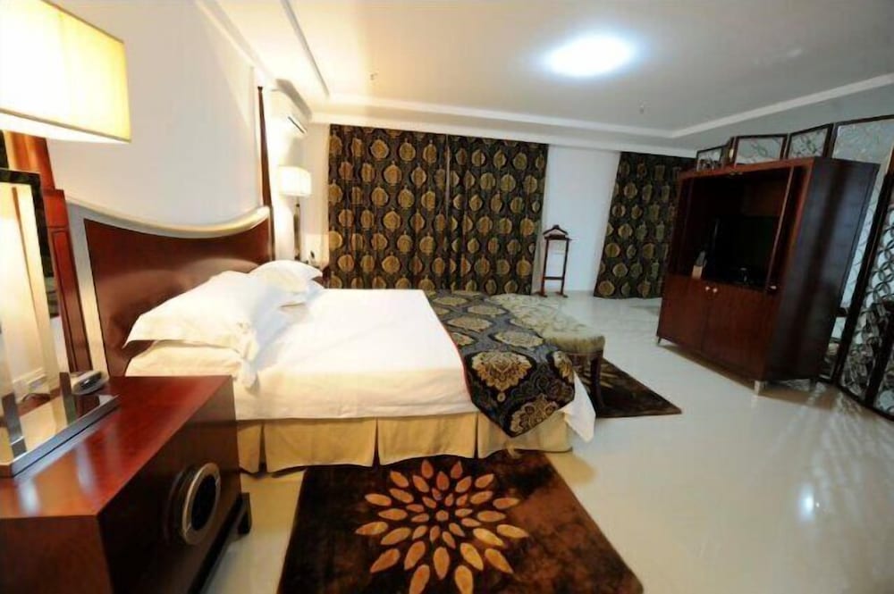 Suite (King) photo 1