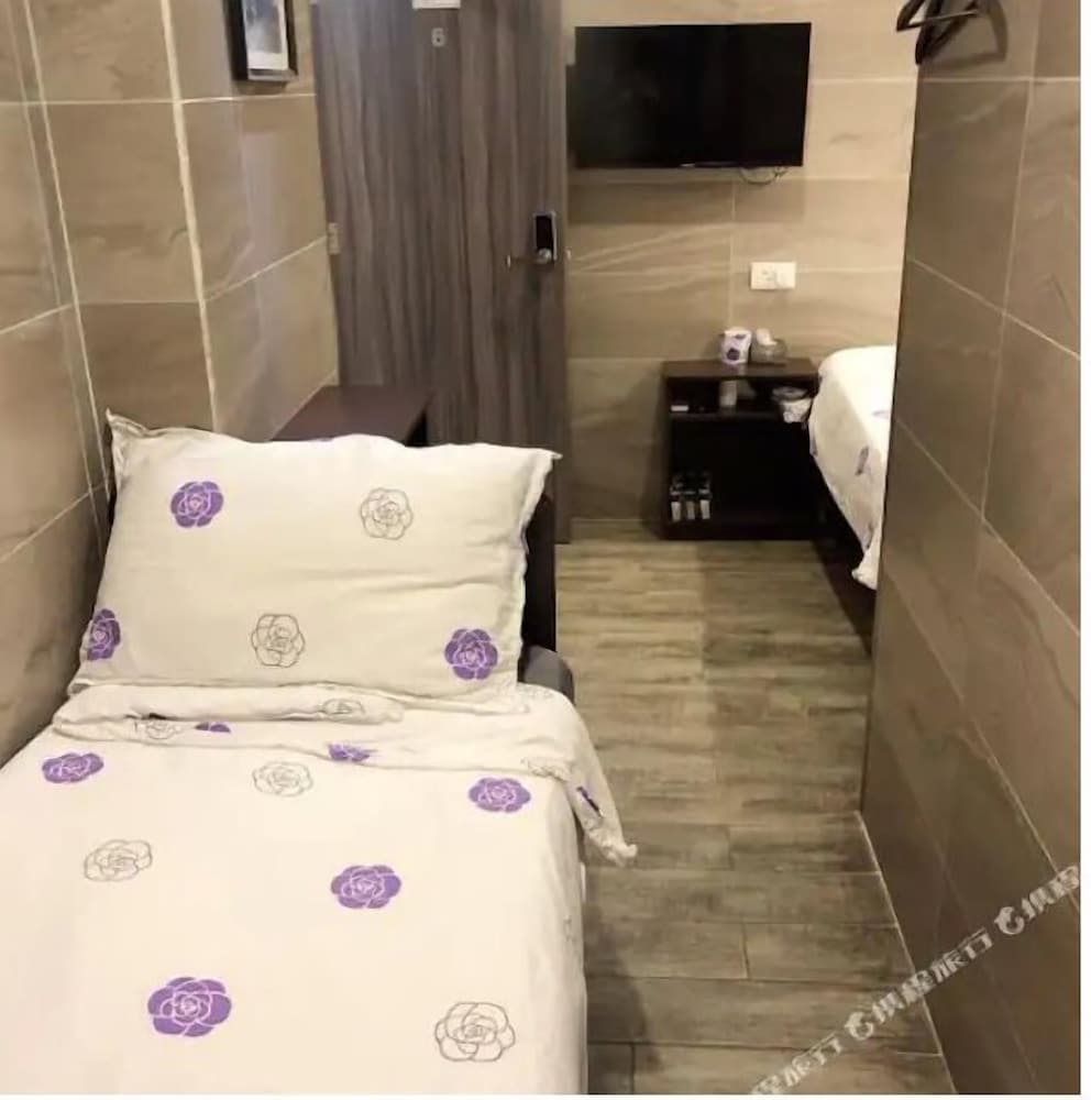 Basic Triple Room