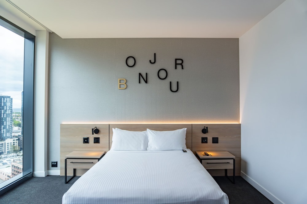Standard Room, 1 Queen Bed, Accessible