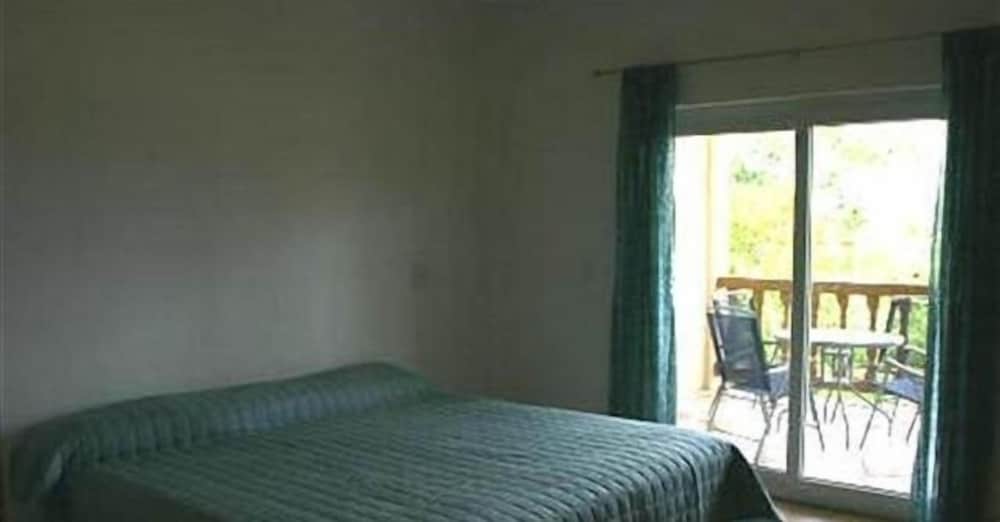 Townhome, 2 Bedrooms, Terrace, Garden View photo 2