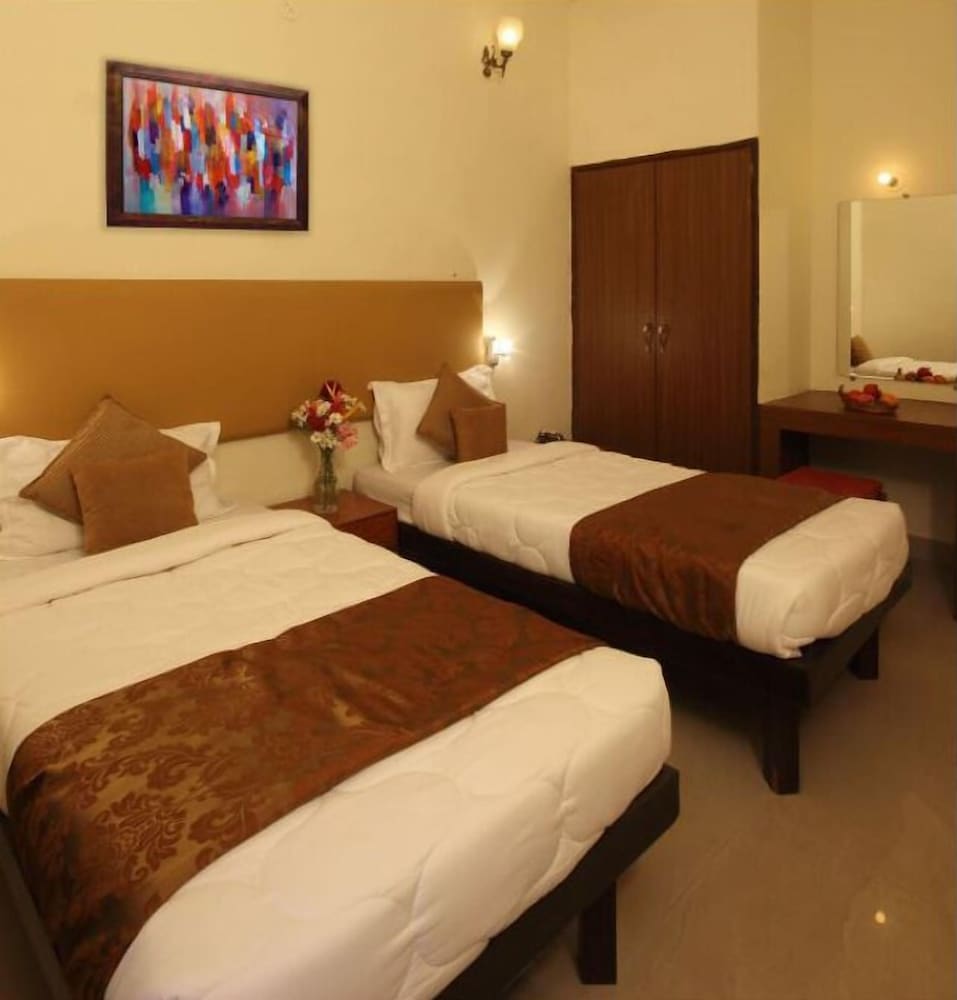 Standard Room, 1 Double Bed - Photo 8
