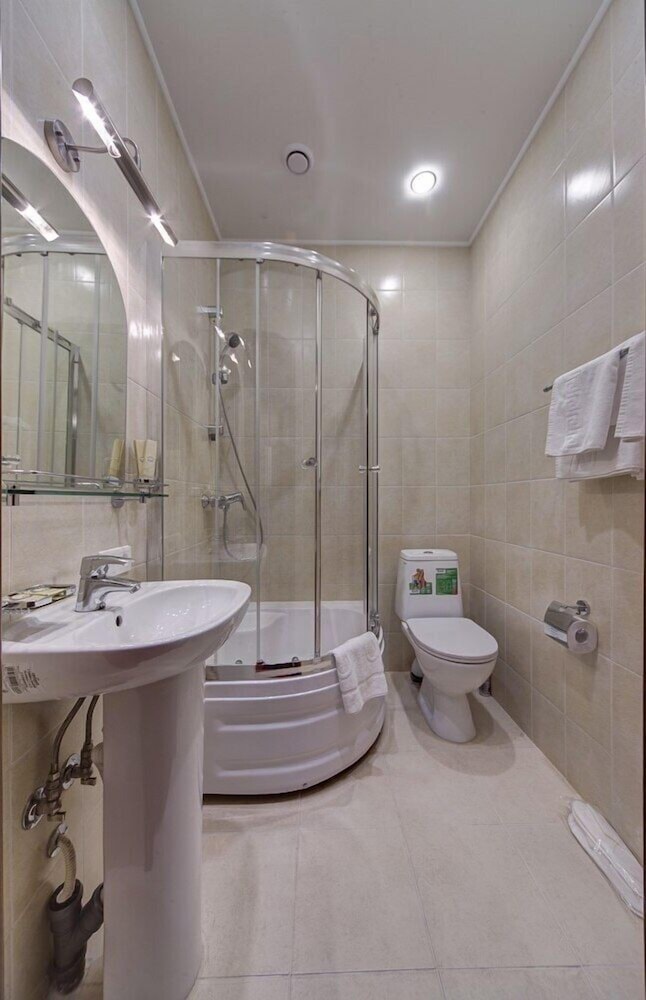 Economy Double Room photo 2