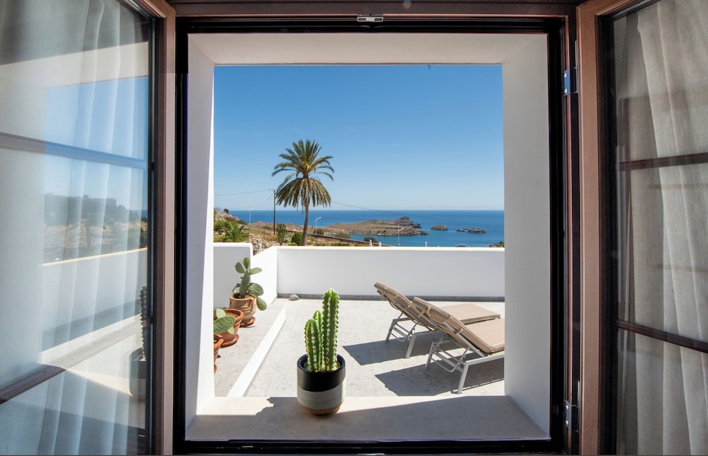 Superior Double Room, Sea View photo 3