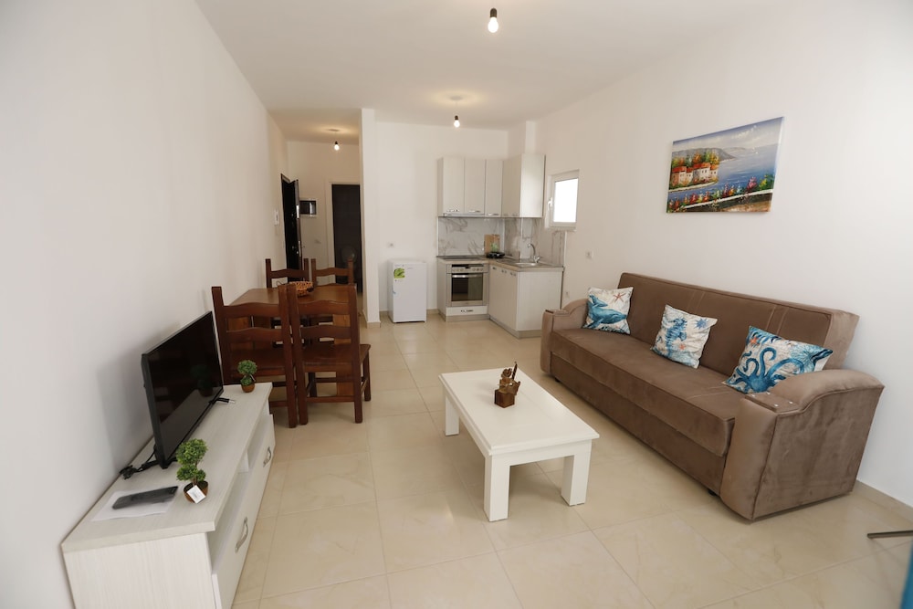 Apartment, 1 Bedroom, Smoking, Balcony