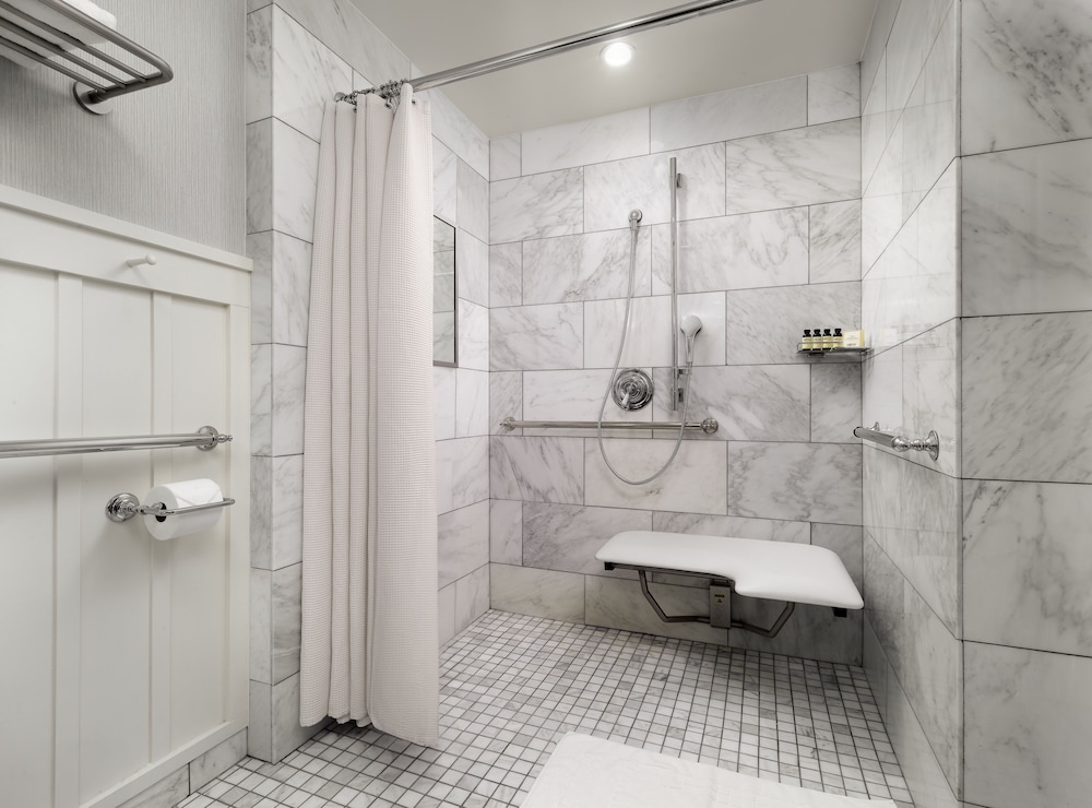 Room, 1 King Bed, Accessible