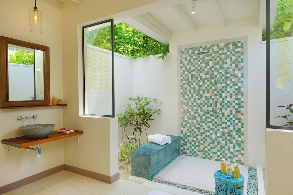 Deluxe Beach Villa photo 3