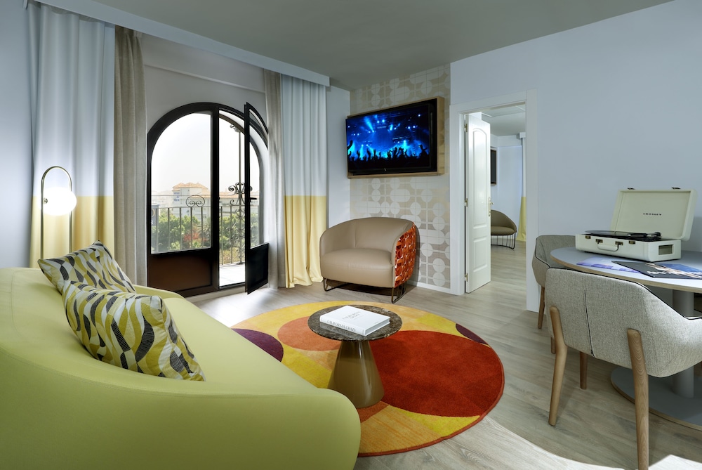 Studio Suite