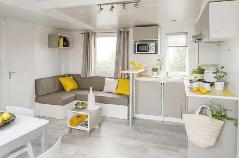 Family Cottage, 3 Bedrooms photo 1