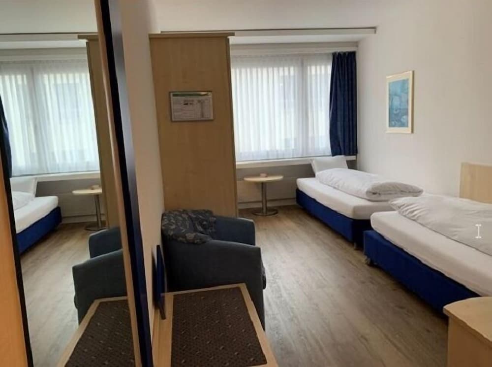 Standard Double or Twin Room, 2 Twin Beds - Photo 1