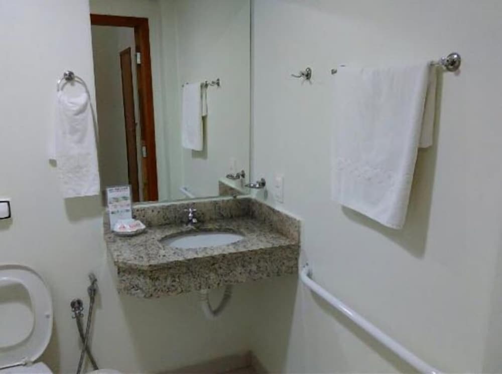 Double or Twin Room photo 3