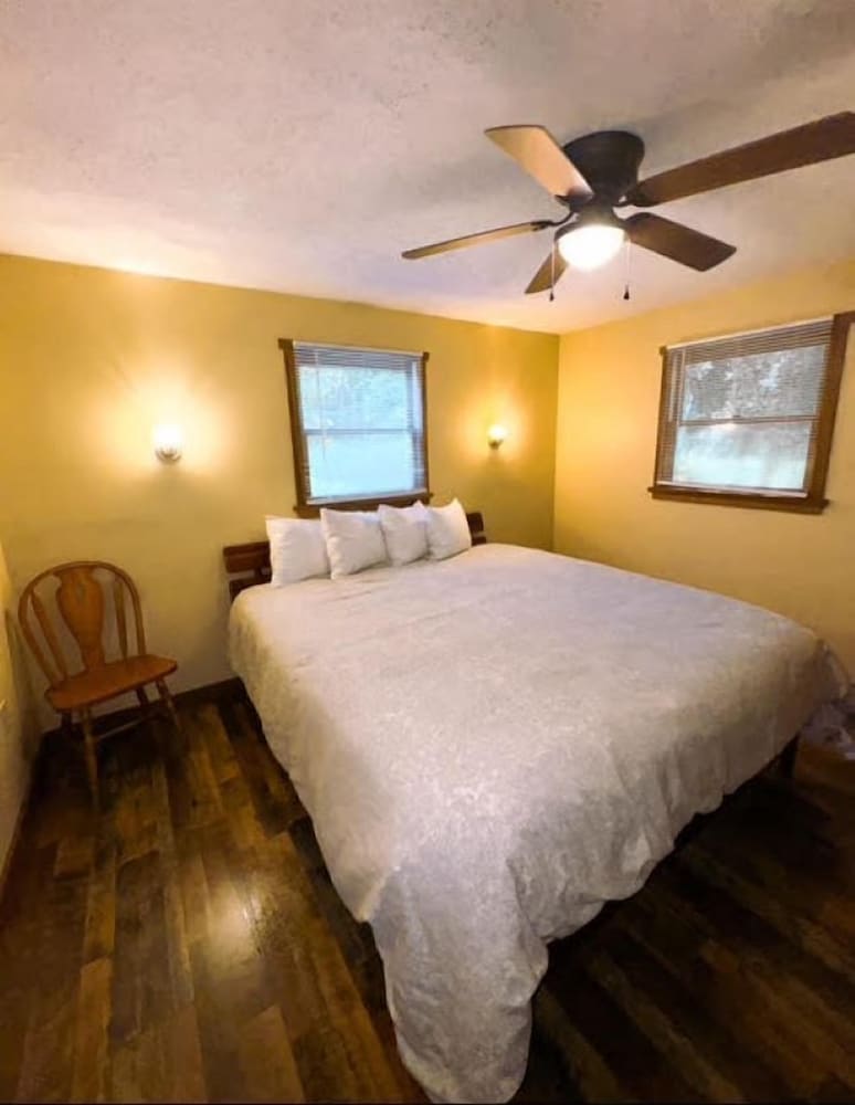 Deluxe Cottage