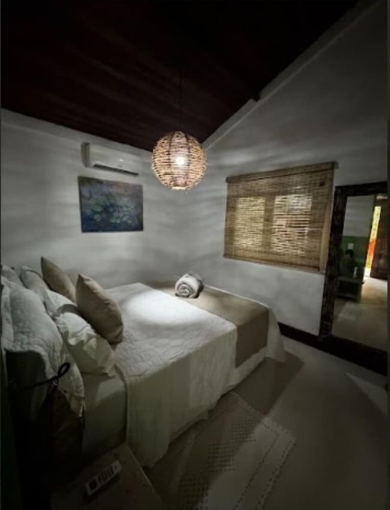 Family Room, 1 Bedroom - Photo 5