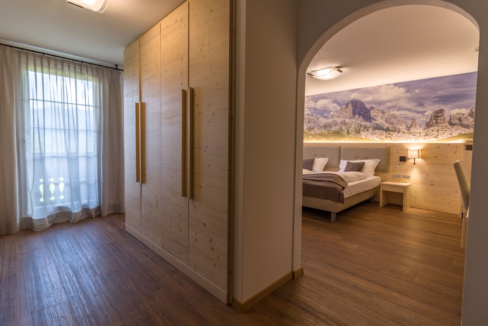 Deluxe Quadruple Room (Private Spa)