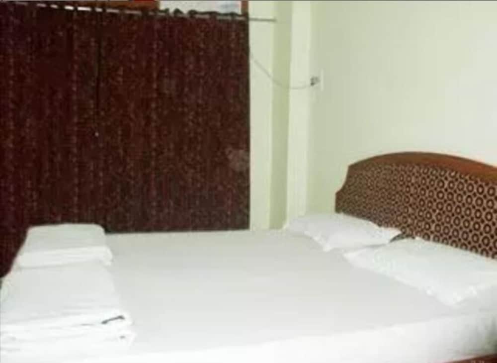 Deluxe Room - Photo 1