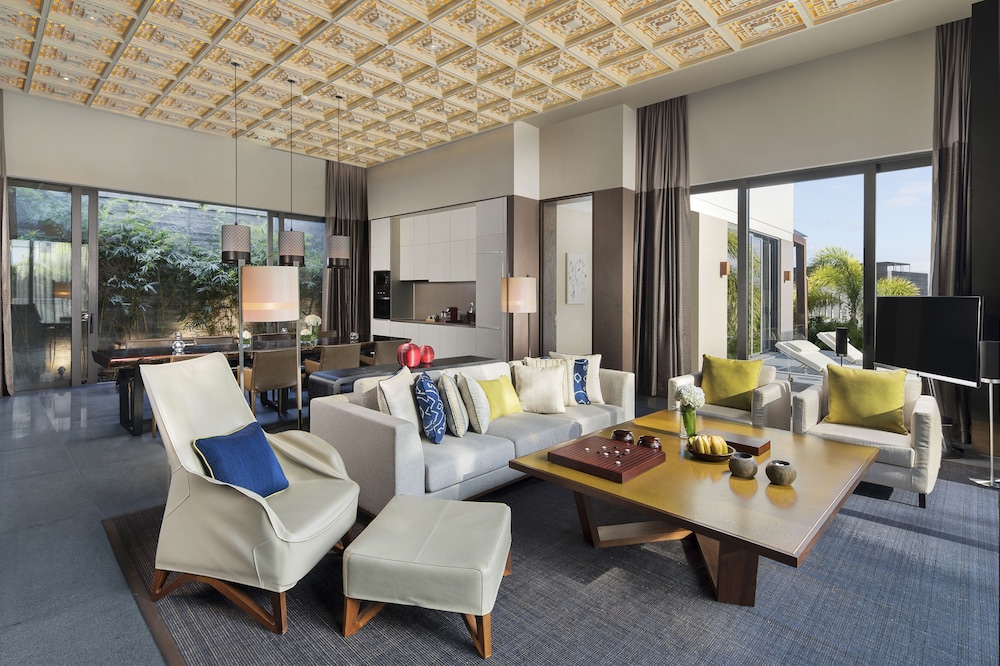 Park Lake View Villa (King/Twin) photo 1