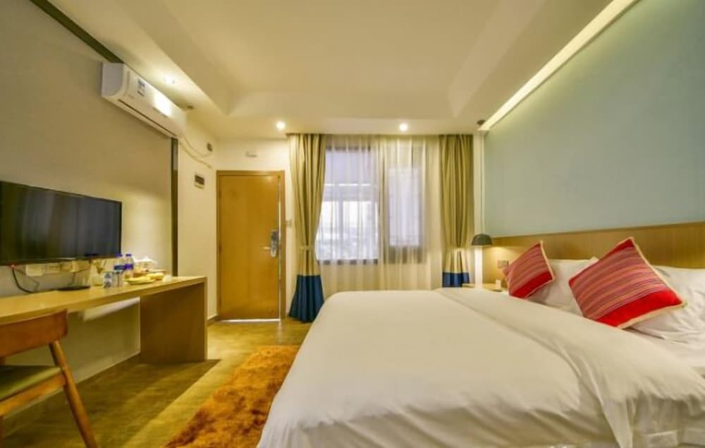 Superior Double Room(Chinese Domestic Guest Only) photo 2