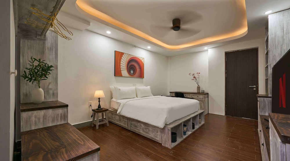 Romantic Double Room, 1 Queen Bed, Patio, Courtyard View