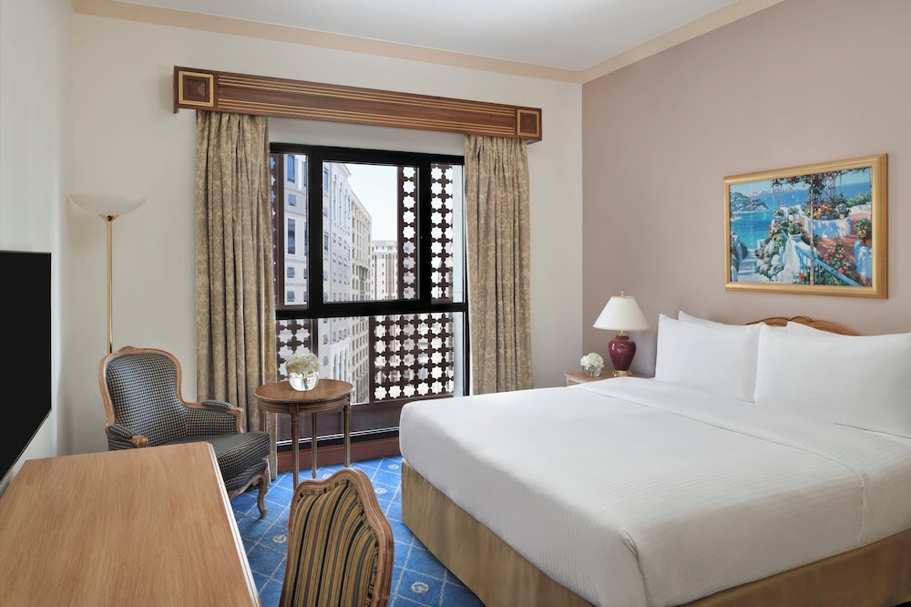 Suite (Diplomatic, Haram View) - Photo 6