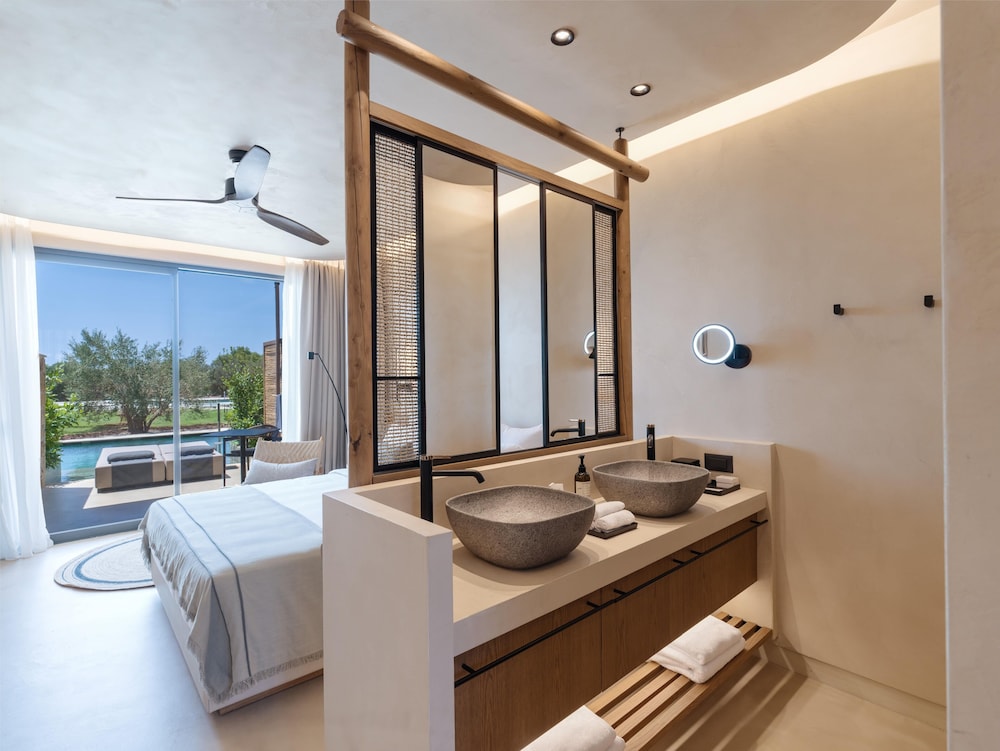 Room, Sea View (Swim-Up) photo 1