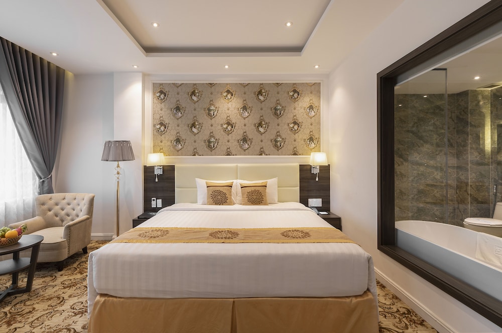 Executive Double Room, 1 King Bed, City View photo 1