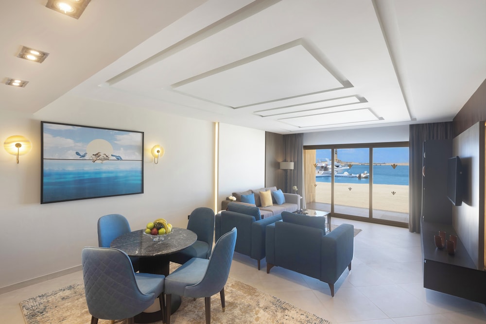 King Fouad Superior Suite Sea View