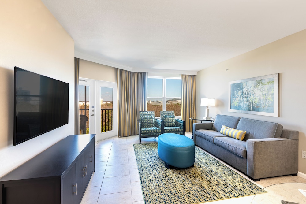 Deluxe Two Bedroom Suite, Pool View - Photo 16
