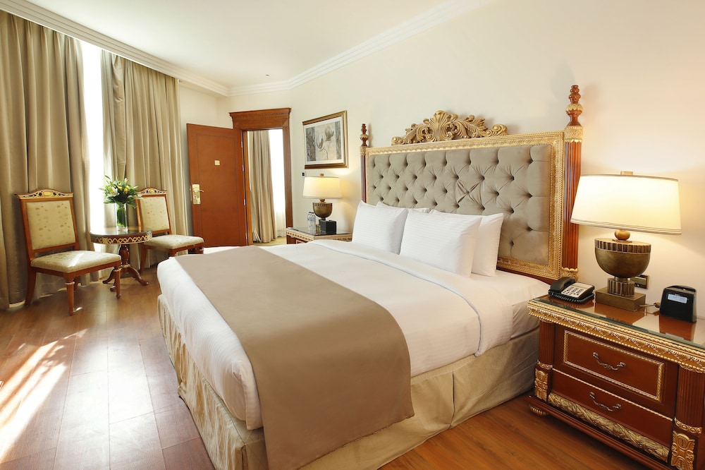 Executive Suite photo 3