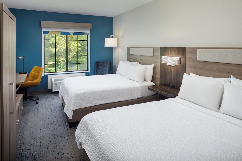 Standard Room, 2 Queen Beds - Photo 1