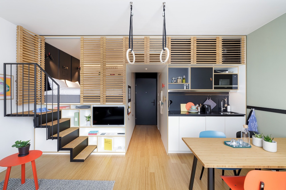 Grand Loft