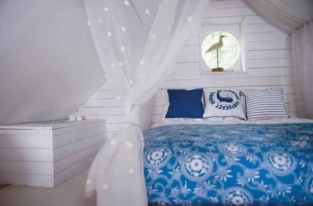 Cabin, Sauna, Lakeside photo 1