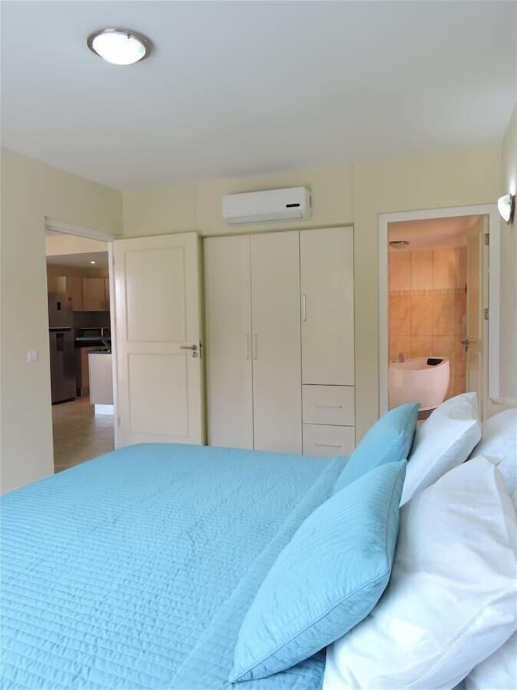 Condo photo 3