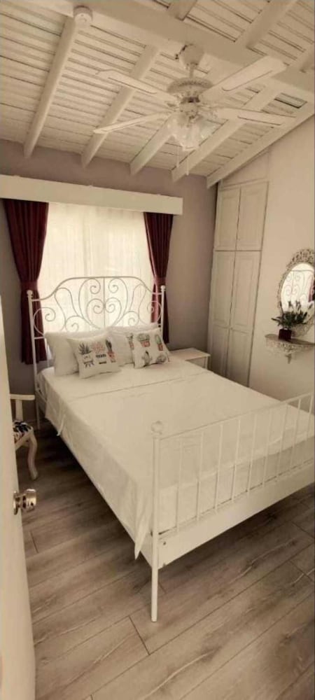 Standard Double Or Twin Room photo 1