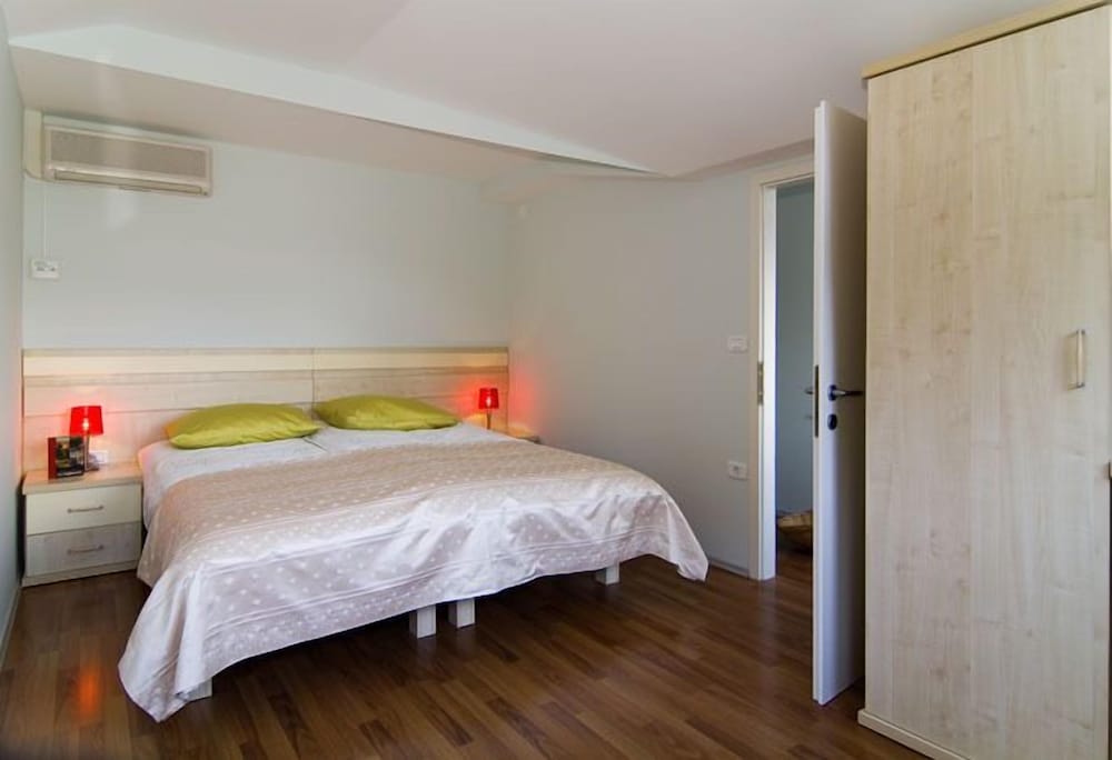 Apartment Smarnica photo 3