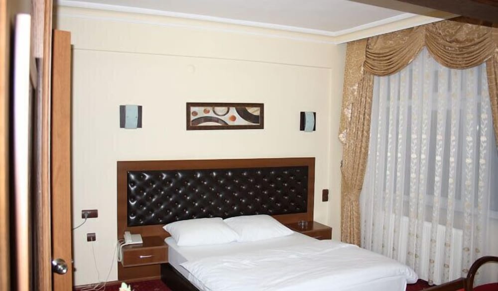 Standard Double Room Single Use photo 1
