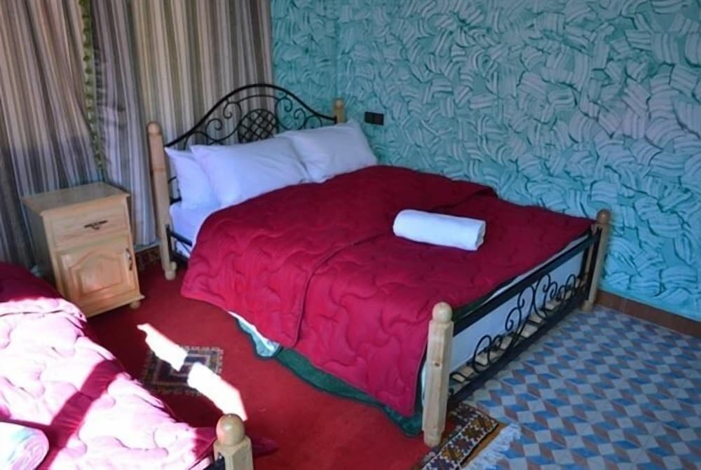 Standard Double or Twin Room - Photo 5