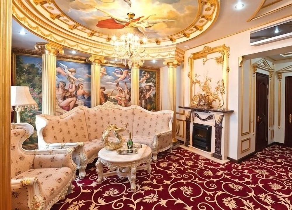 Presidential Suite photo 1
