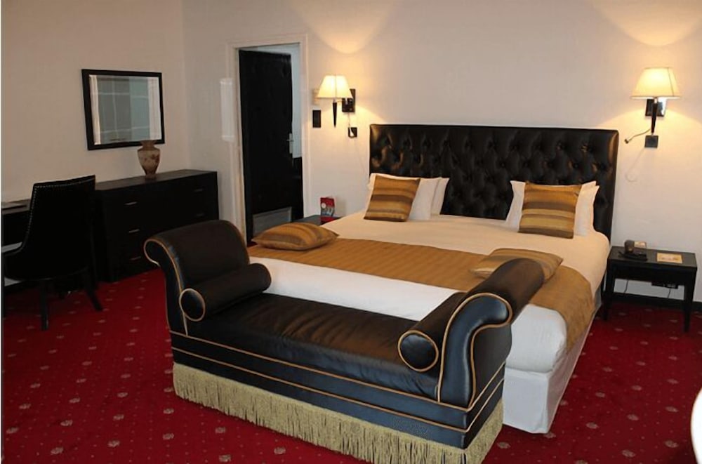 Classic Double or Twin Room - Photo 7
