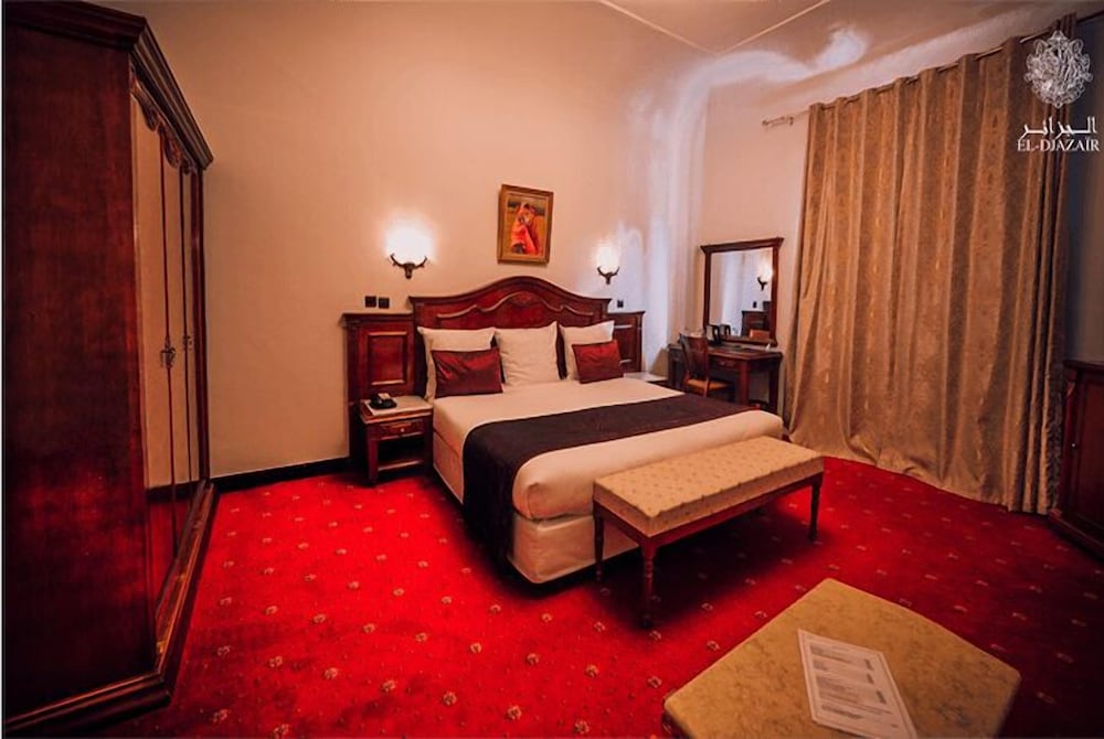 Classic Double or Twin Room - Photo 10