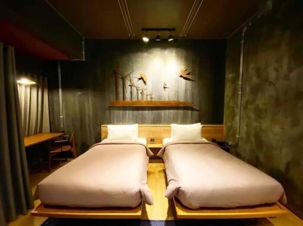 Urban Twin Bed - Photo 3