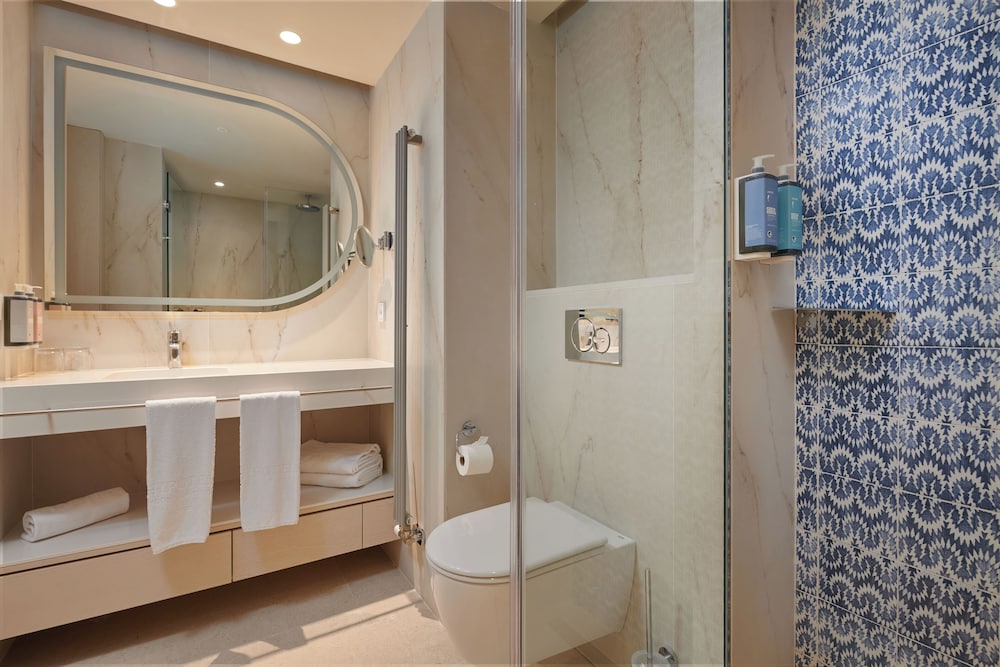 Double Room, Balcony, Partial Sea View (Select) - Photo 5